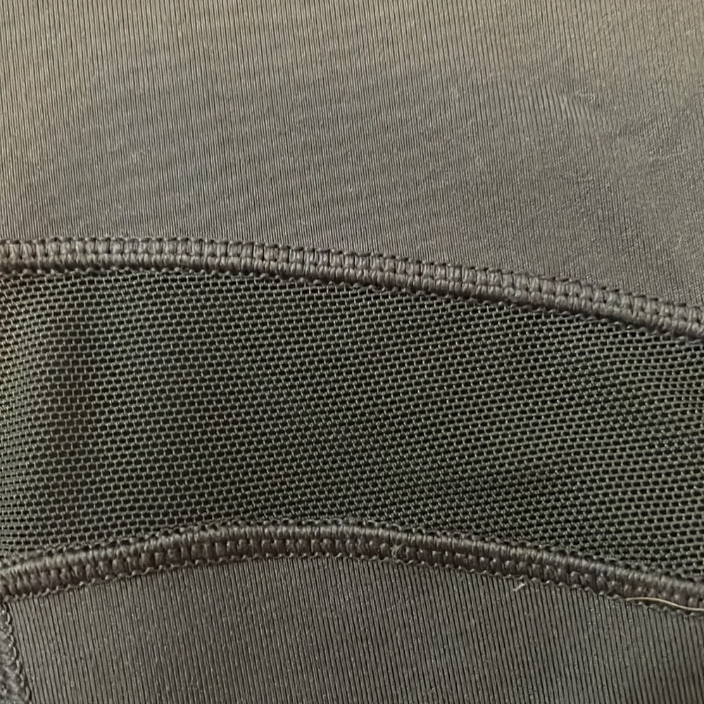 Ivivva Lululemon gray leggings with side pockets! - Picture 4 of 5